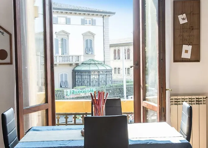 In Rome - Santa Maria Novella Palace Апартаменты